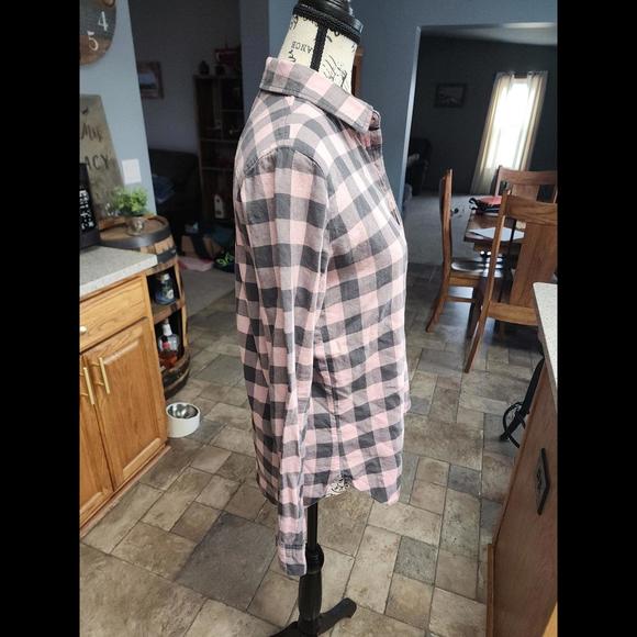 Button down - Picture 2 of 8